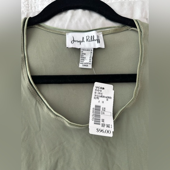 Top - Picture 3 of 3